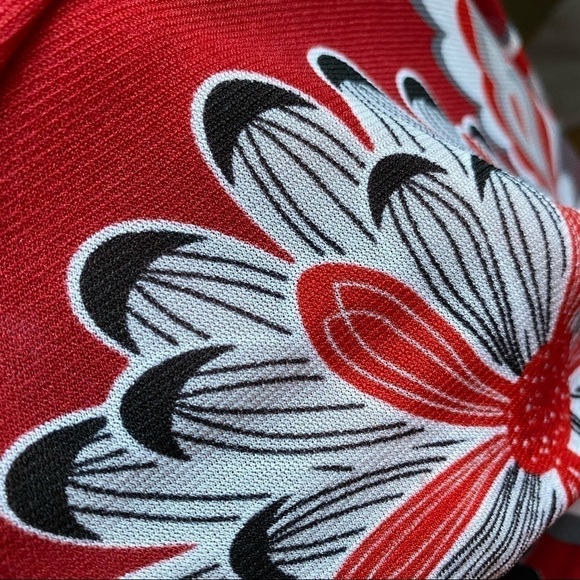 Esprit Skirt Set. Red Black Asian Themed Floral Print. Y2K Vibe - Picture 6 of 7